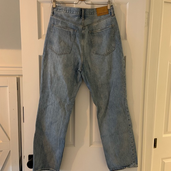 Aritzia Denim Forum Joni denim in picture this bleu rip wash size 29. - Picture 6 of 6